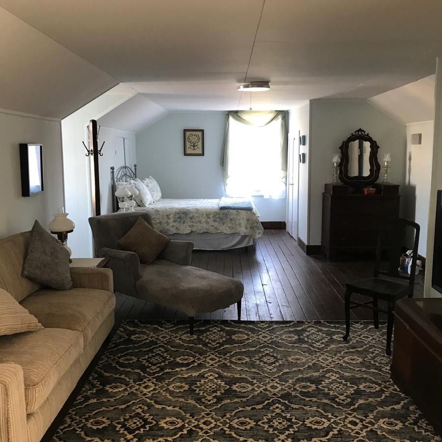 Riverboat Bed & Breakfast Натчез Екстер'єр фото